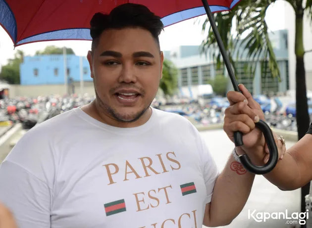 Ivan Gunawan - Ayu Ting Ting