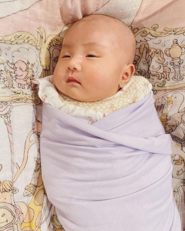 Photo of Baby Jemima, Second Child of Badminton Player Marcus Gideon, So Cute with Overflowing Cheeks