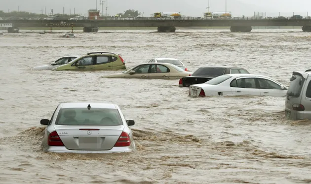 Foto Dampak Topan Chaba