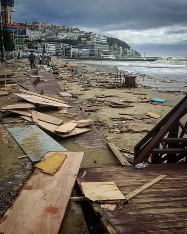 Foto Dampak Topan Chaba