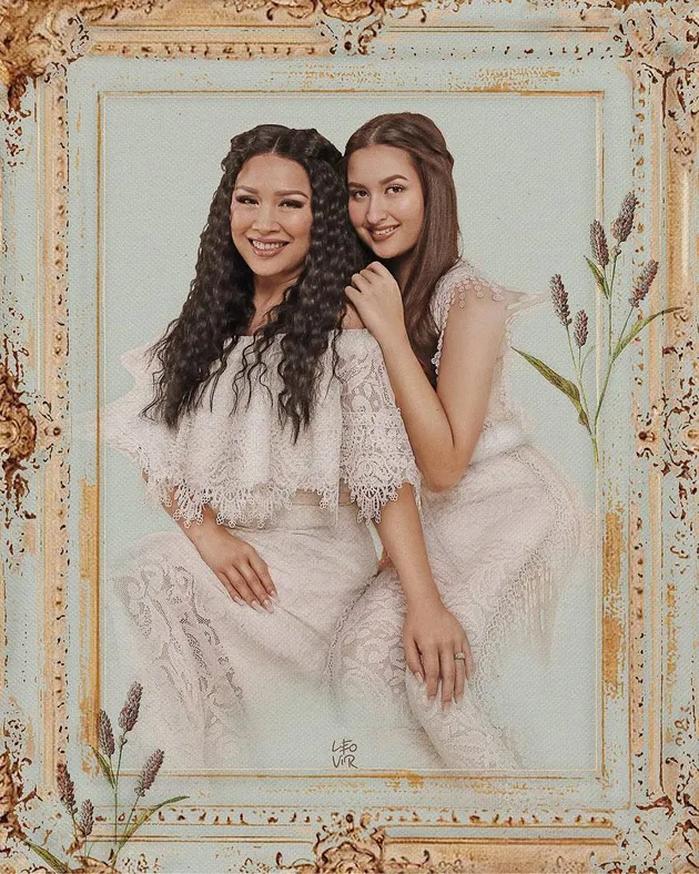 Titi Dj &amp; Empat Anaknya