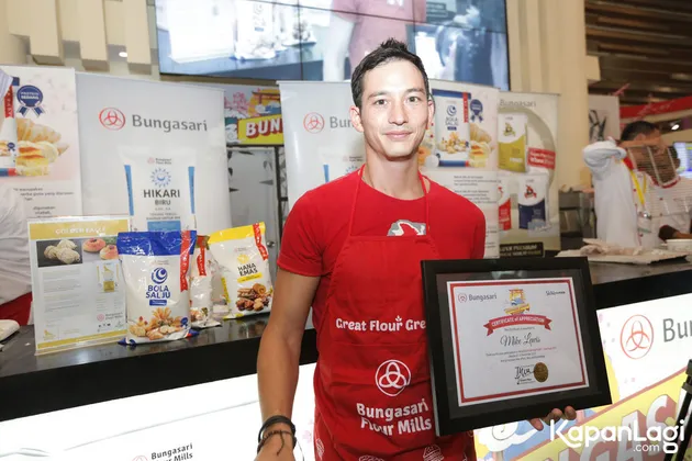 Mike Lewis - Tamara Bleszynski