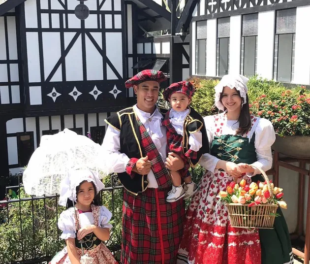 Nia Ramadhani ke Bandung