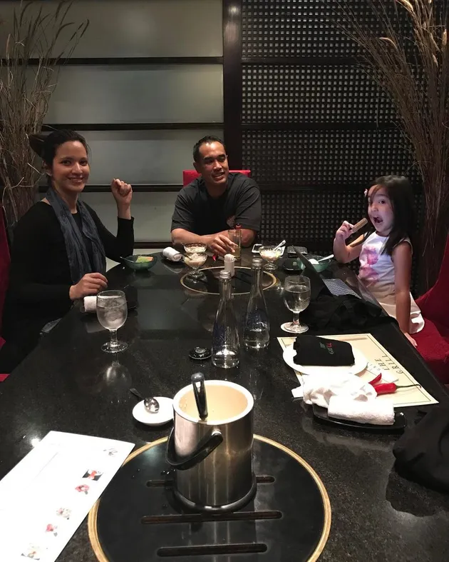 Nia Ramadhani ke Bandung