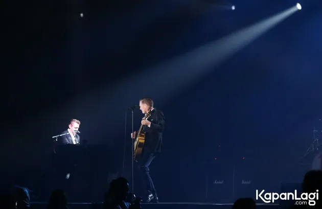 Bryan Adams Konser Get Up di Indonesia
