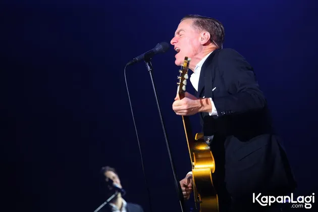 Bryan Adams Konser Get Up di Indonesia