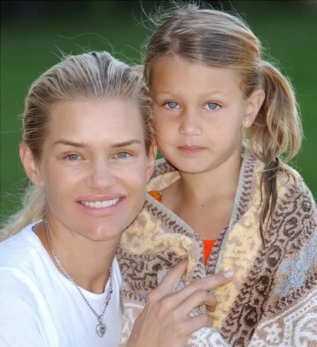 Supermodel Bella Hadid