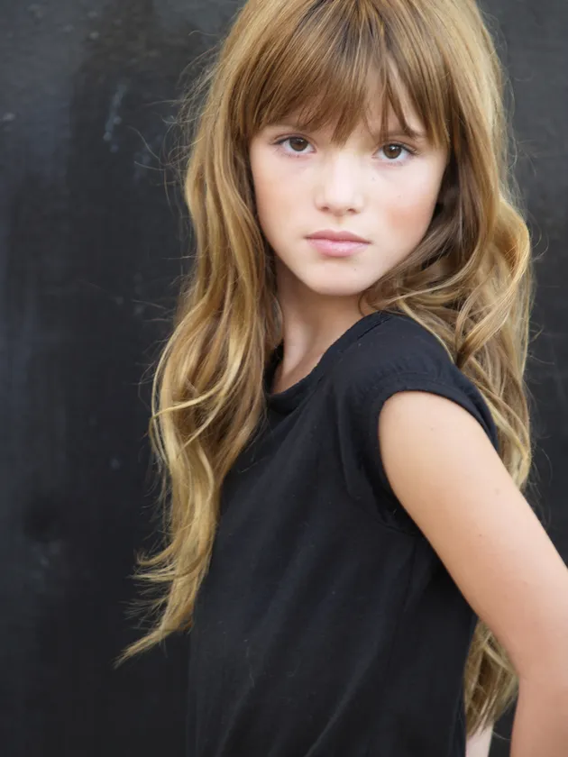 Bella Thorne Makin Hot