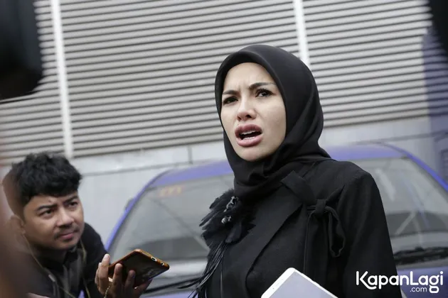 Nikita Mirzani - Gempa Bali