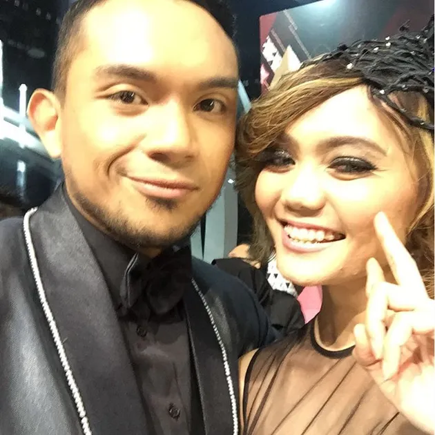 Rina Nose - Fakhrul Razi 