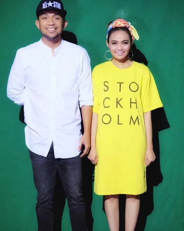 Rina Nose - Fakhrul Razi 