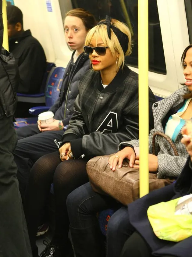 Artis Yang Naik Subway