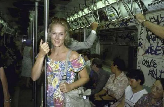 Artis Yang Naik Subway