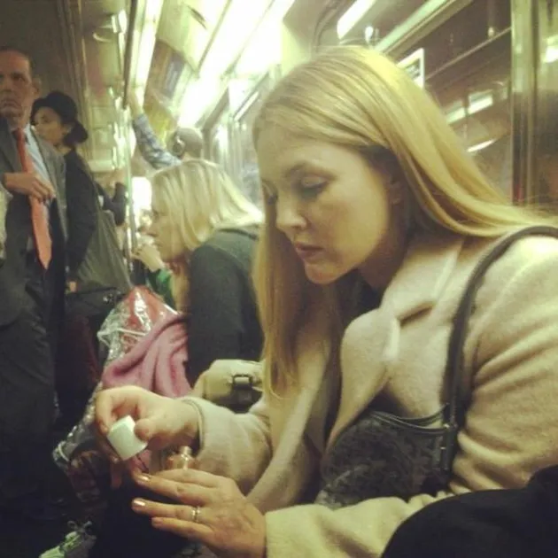 Artis Yang Naik Subway