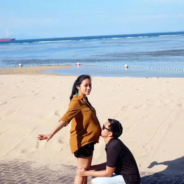 Ayudia &amp; Ditto Bahagia Urus Buah Hati