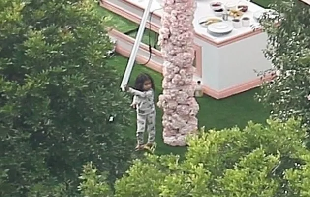 Kylie Jenner Gelar Baby Shower