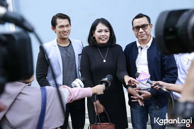 Elly Sugigi - Tessa Mariska