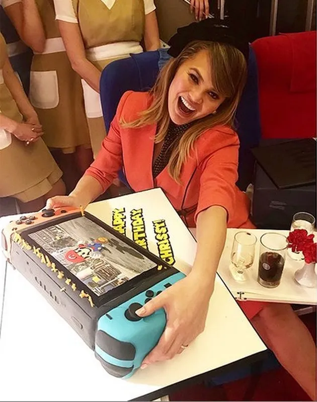 Ulang Tahun Chrissy Teigen