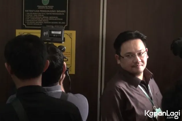 Farhat Abbas - Ahmad Dhani