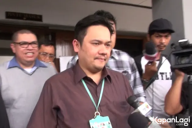Farhat Abbas - Ahmad Dhani