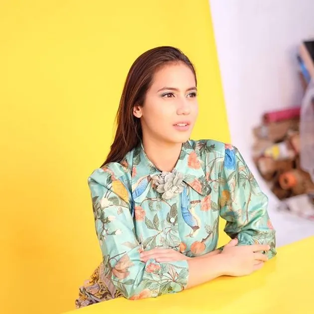 Pevita Pearce Secantik Supermodel