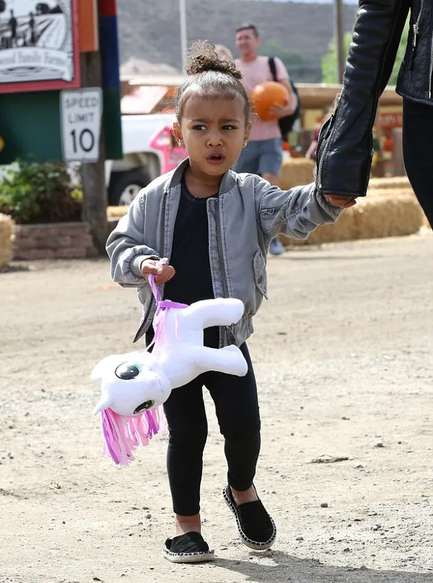 Liburan Seru North West