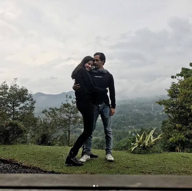 Kimberly Ryder dan Edward Akbar
