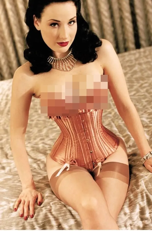 Wanita Dengan Pinggang Terkecil di Dunia