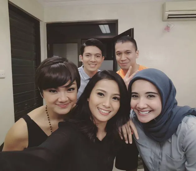 Nirina - Axha - Irwansyah - Samuel Rizal - Zaskia Sungkar