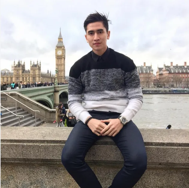 FOTO BIKIN TERPESONA INI STYLE FASHION MONOKROM VERRELL 