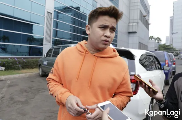 Billy Syahputra - Hilda Vitria
