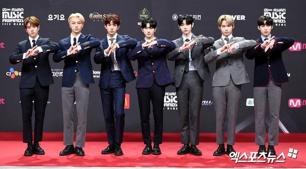 Handsome Boyband Photos on the 2020 MAMA Red Carpet, NCT Like a Class - MONSTA X Funny