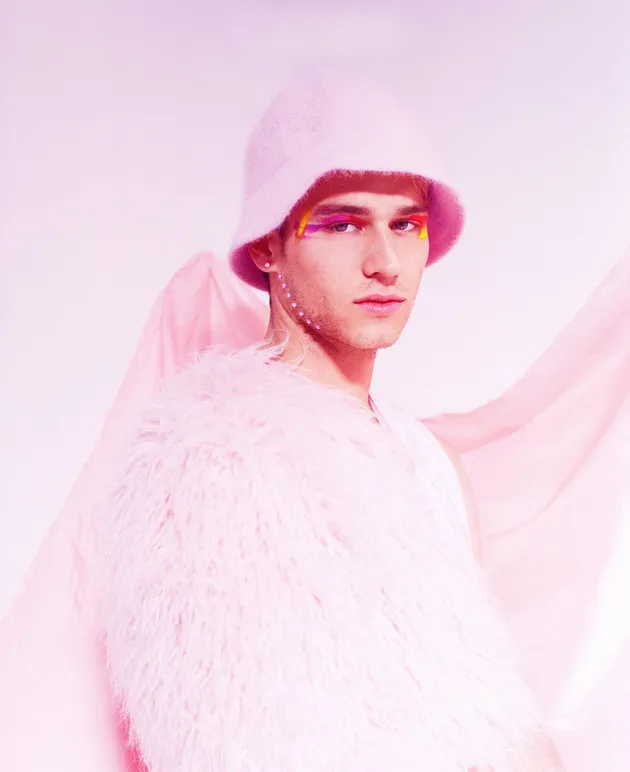 Brandon Flynn Pacar Sam Smith