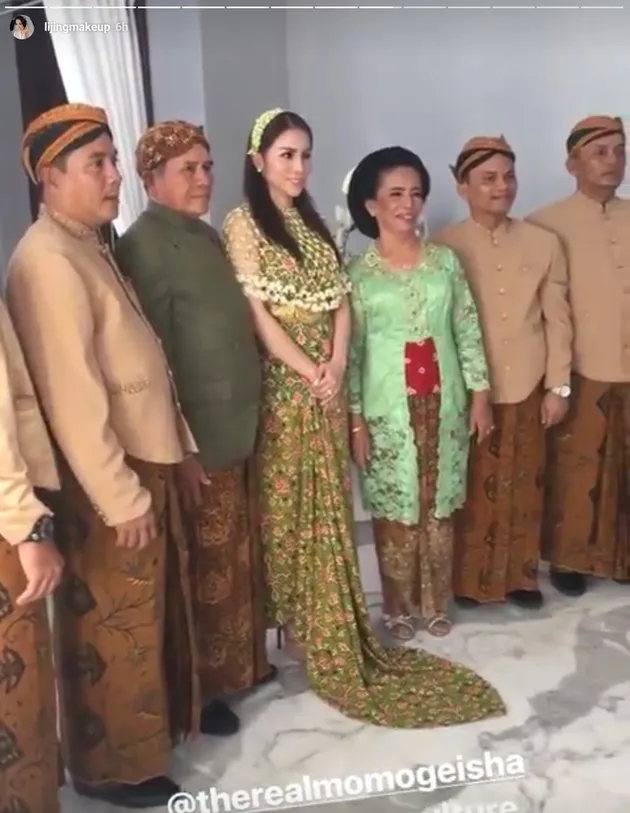 siraman momo geisha