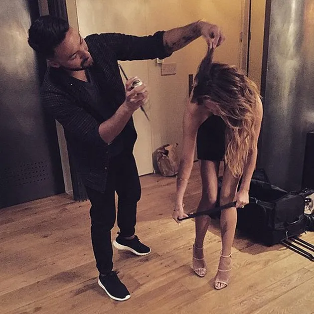 Chrissy Teigen bugil