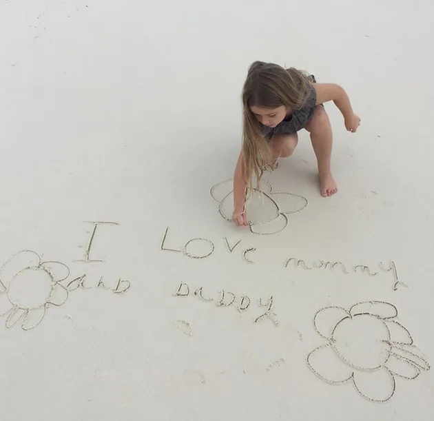 Harper - Victoria Beckham