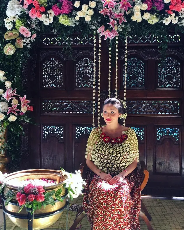 Foto Kehamilan Yasmie Wildblood