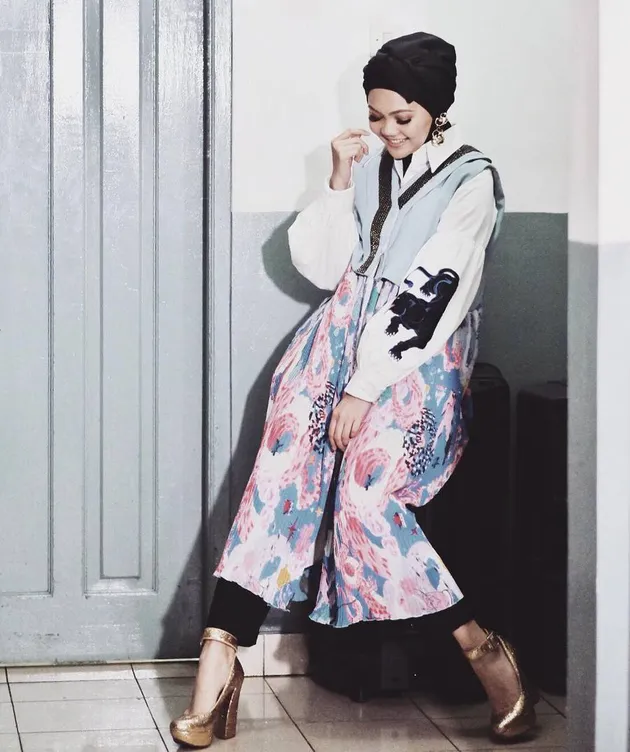 Style Hijab Rina Nose
