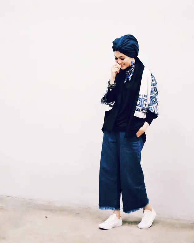 Style Hijab Rina Nose