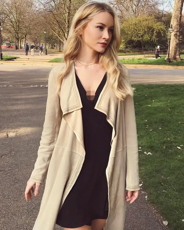 Bryana Holly, Pacar Seksi Nicholas Hoult