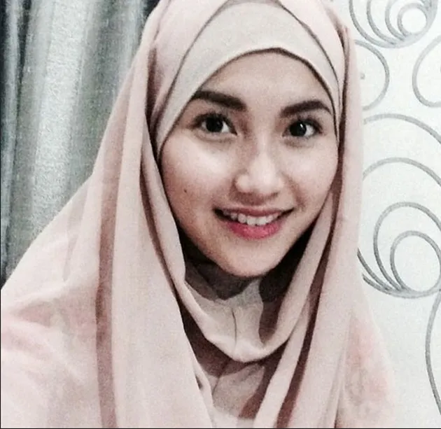 Artis Yang Dipuji Ketika Berhijab