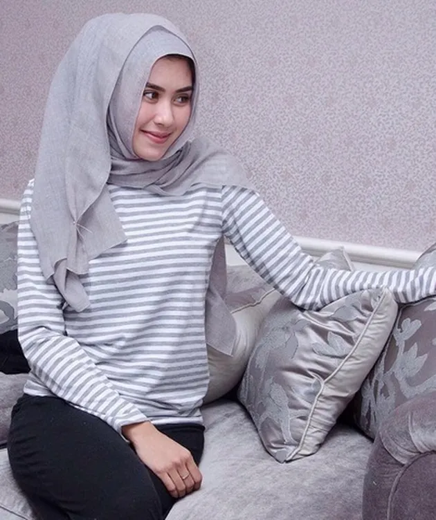 Artis Yang Dipuji Ketika Berhijab