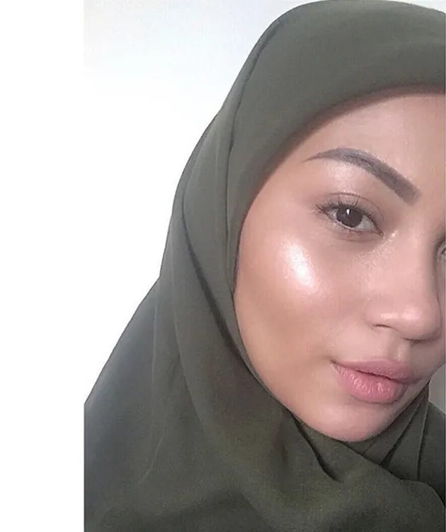 Artis Yang Dipuji Ketika Berhijab