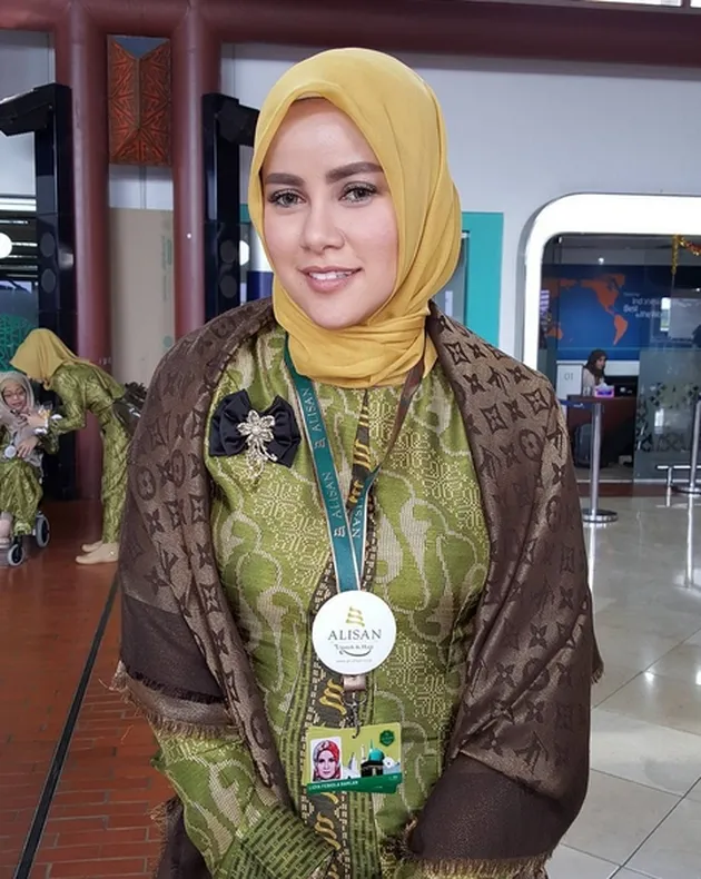 Artis Yang Dipuji Ketika Berhijab