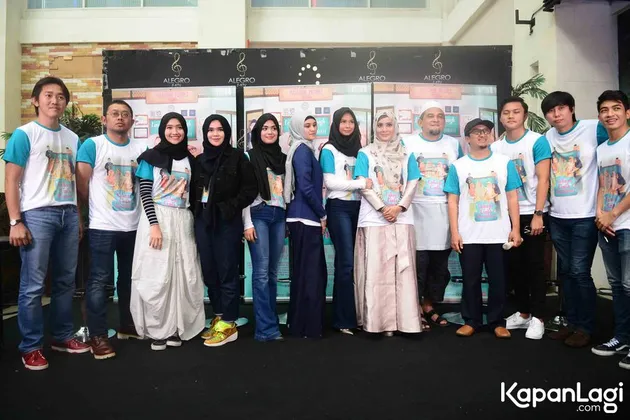 Film Cahaya Cinta Pesantren
