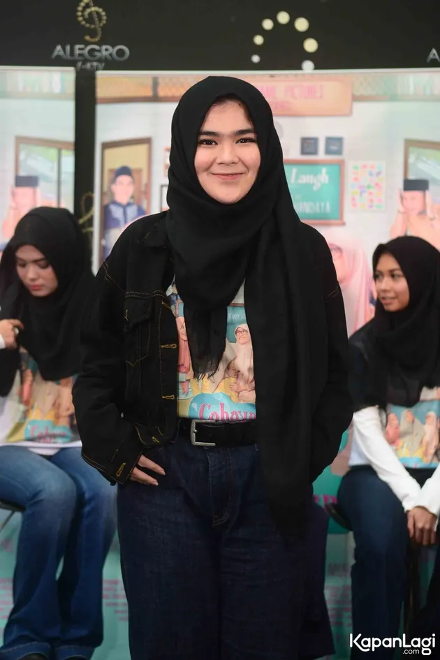 Film Cahaya Cinta Pesantren