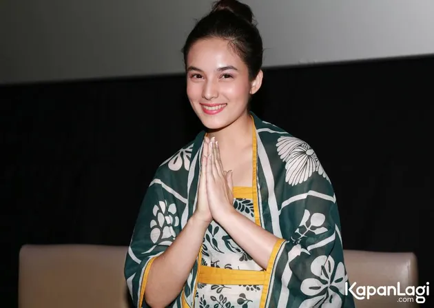 Chelsea Islan 