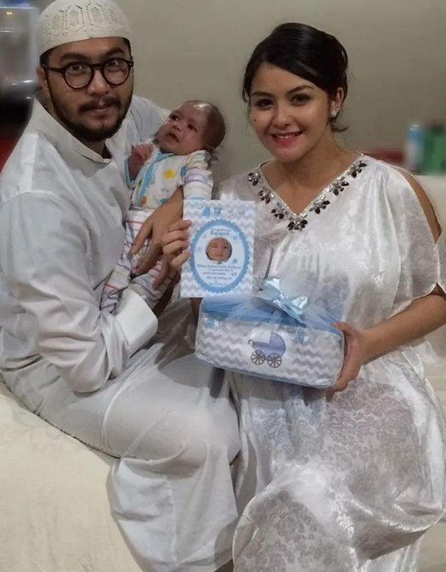 Revalina S Temat Langsing Setelah Melahirkan