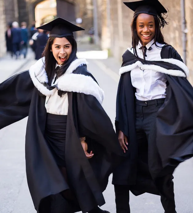 Maudy Ayunda Wisuda