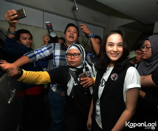 Chelsea Islan 